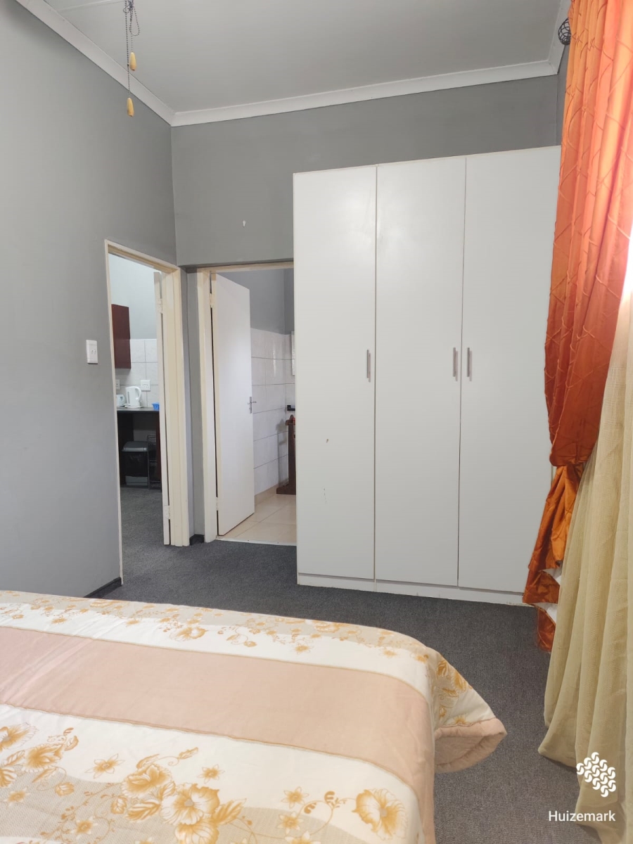 5 Bedroom Property for Sale in Vaalpark Free State
